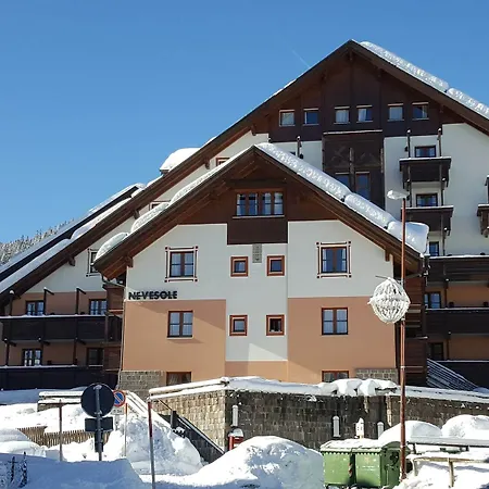 Nevesole Resort 3*